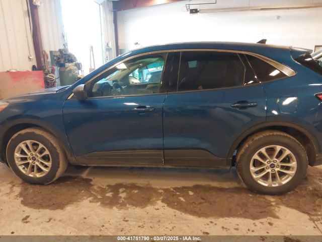 1FMCU9G64NUB24560 Ford ESCAPE SE