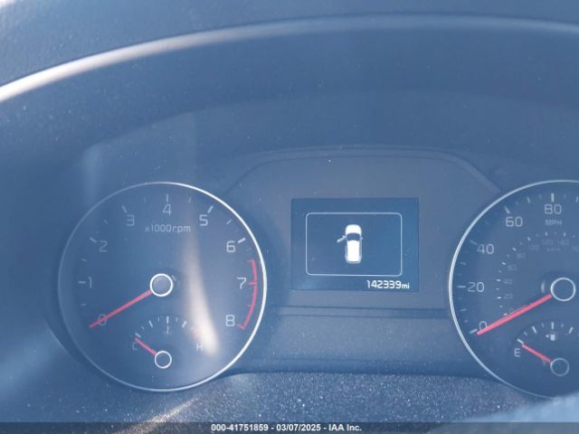 KNDPMCAC2J7447693 KIA Sportage Lx