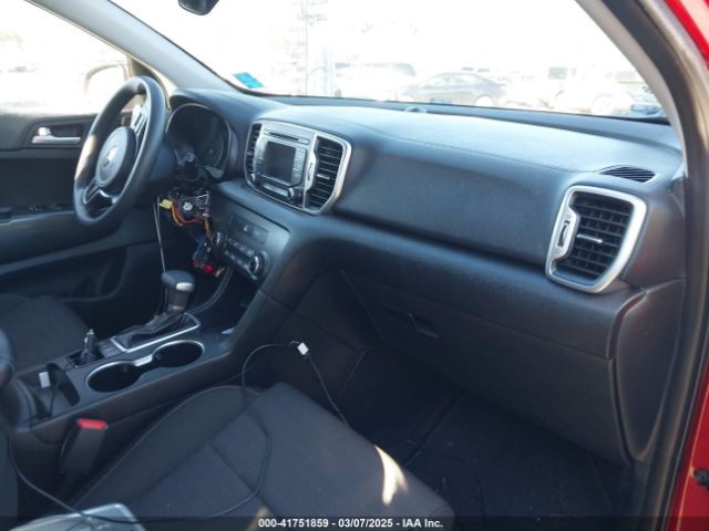 KNDPMCAC2J7447693 KIA Sportage Lx