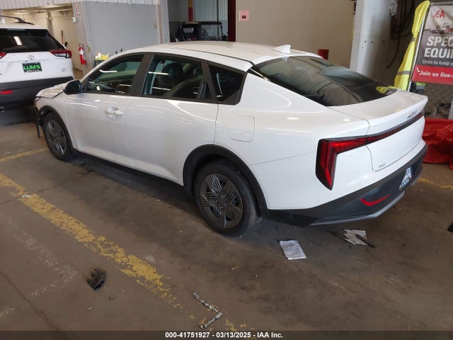 KIA K4 Lx 2025 3KPFT4DEXSE004842 Image 3