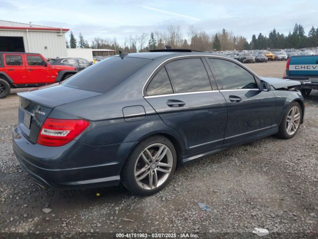 WDDGF8AB4EA936982 Mercedes-Benz C 300 Luxury 4matic/sport 4matic