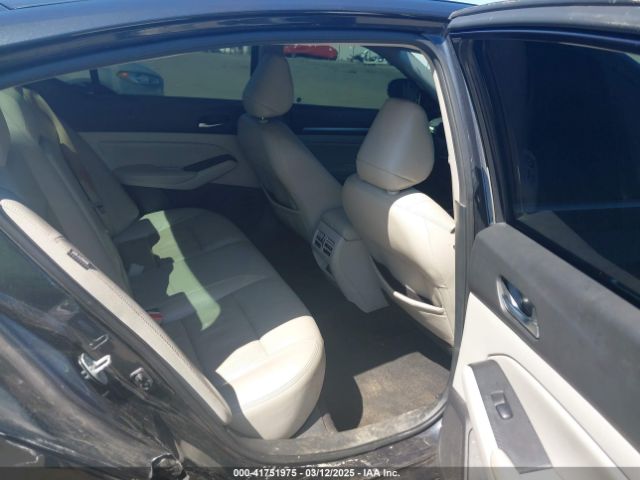 1N4BL4FV2KC113644 Nissan Altima 2.5 Platinum