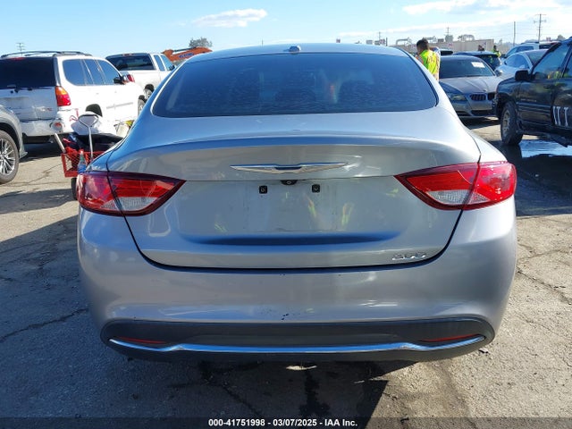 1C3CCCAB1FN542603 Chrysler 2015
