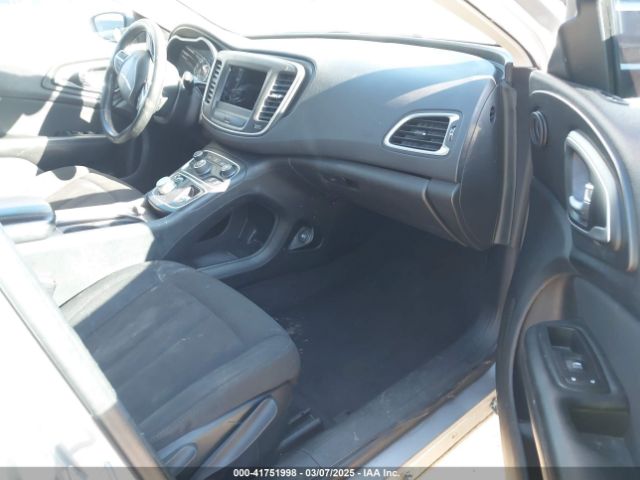 2015 CHRYSLER 200 1C3CCCAB1FN542603 Photo 4
