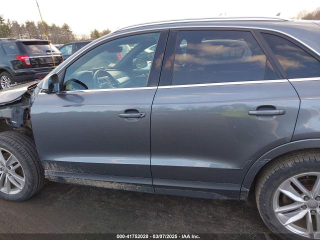 WA1EFCFS8GR007809 Audi Q3 2.0t Premium Plus