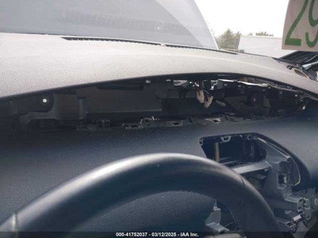 JTDKARFP2L3136261 Toyota Prius Prime Le