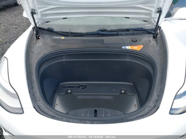5YJ3E1EA3JF013253 Tesla Model 3 Long Range/mid Range
