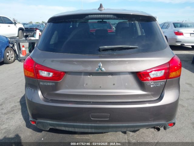JA4AP3AU1HZ003199 Mitsubishi Outlander Sport 2.0 Es/2.0 Le