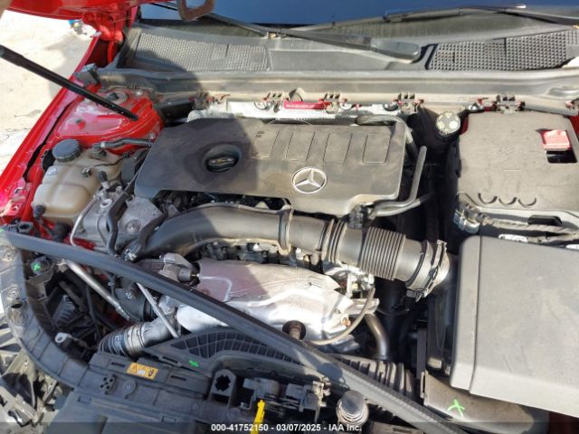 W1K3G4EBXLW045013 Mercedes-Benz A 220