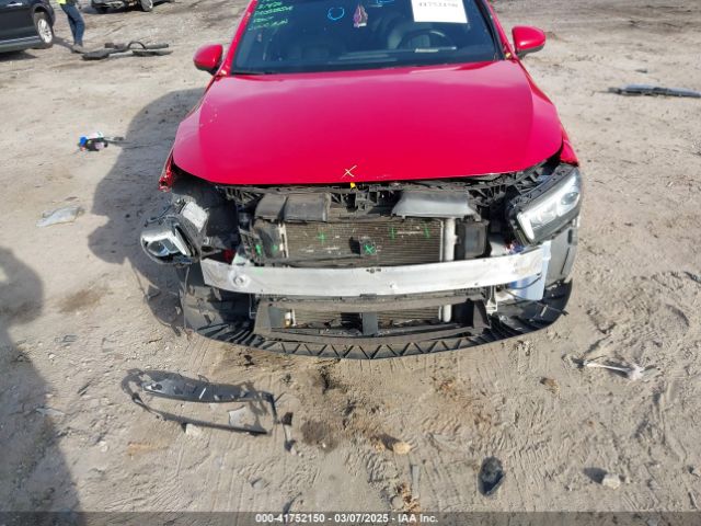 W1K3G4EBXLW045013 Mercedes-Benz A 220