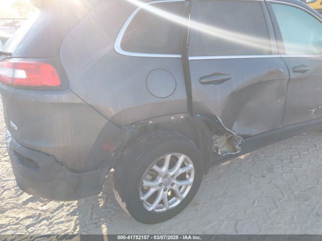 2018 JEEP CHEROKEE 1C4PJLLB5JD538858 Photo 5