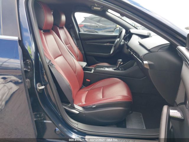 JM1BPAJL9N1509170 Mazda Mazda3 2.5 S