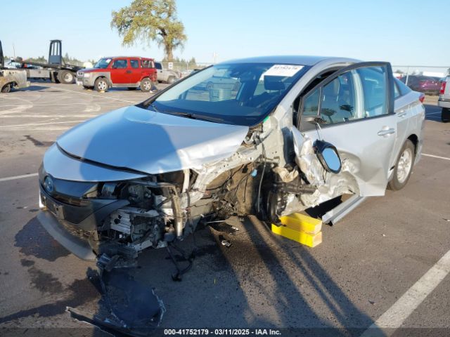 JTDKAMFP1M3196066 Toyota Prius Prime Xle