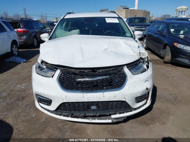 2C4RC1BG7NR178063 Chrysler Pacifica Touring L