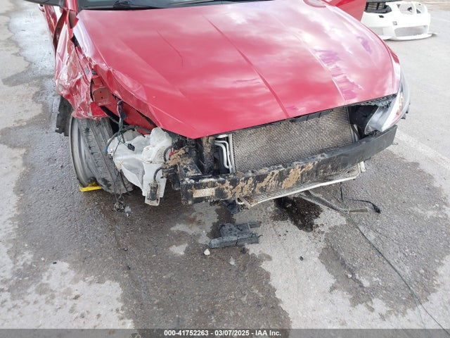 5NPD84LFXLH534776 Hyundai ELANTRA SEL