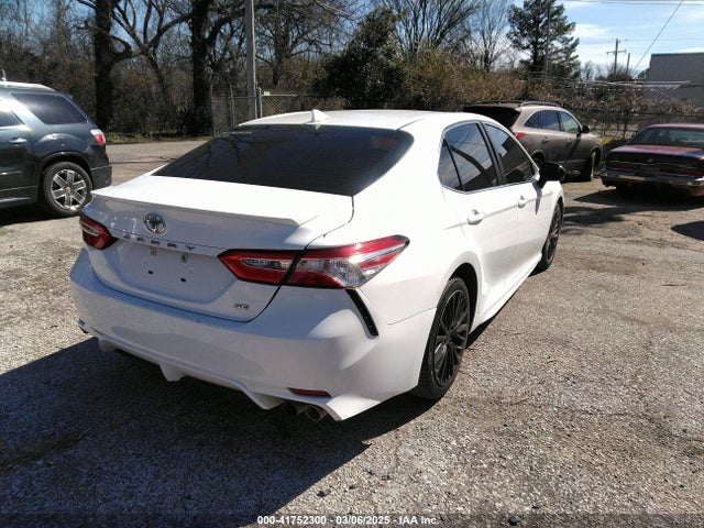 41752300 :رقم المزاد ، 4T1G11AK9LU360331 vin ، 2020 Toyota Camry Se مزاد بيع
