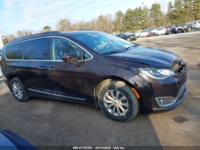 2C4RC1BG0HR526659 Chrysler Pacifica Touring-l