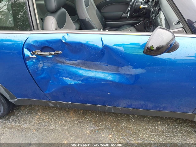 2006 MINI COOPER WMWRC33566TK66280 Photo 5