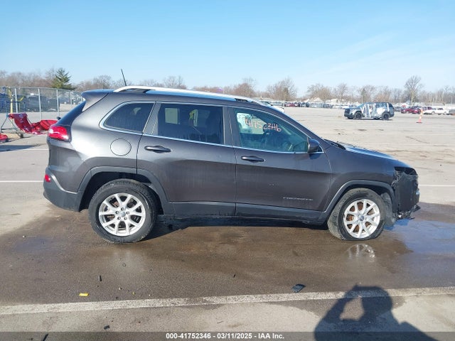 1C4PJLCB5HW549471 Jeep Cherokee