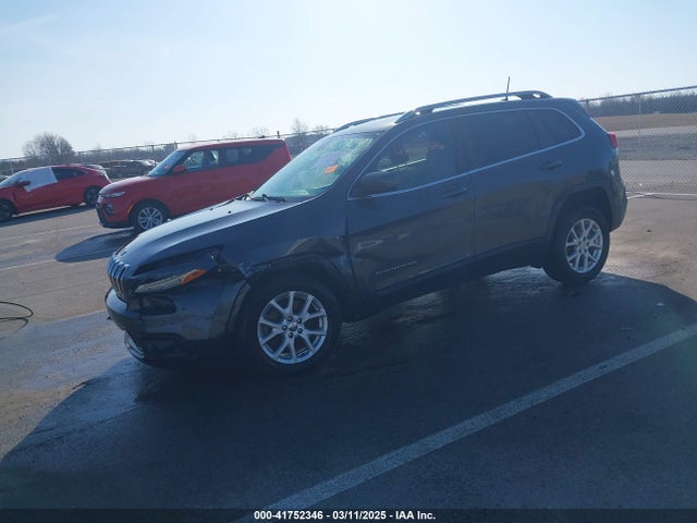 1C4PJLCB5HW549471 Jeep Cherokee