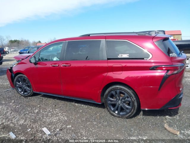 5TDDRKEC0RS211165 Toyota Sienna Xse