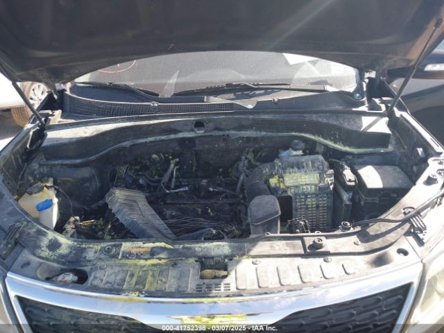5XYKT3A63EG421961 KIA SORENTO LX