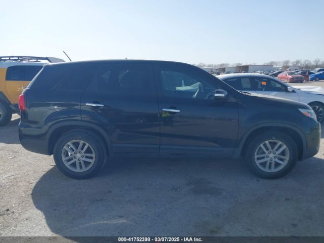 5XYKT3A63EG421961 KIA SORENTO LX