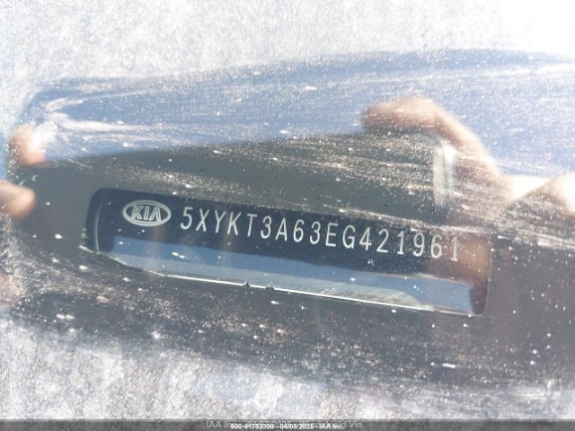 5XYKT3A63EG421961 KIA SORENTO LX