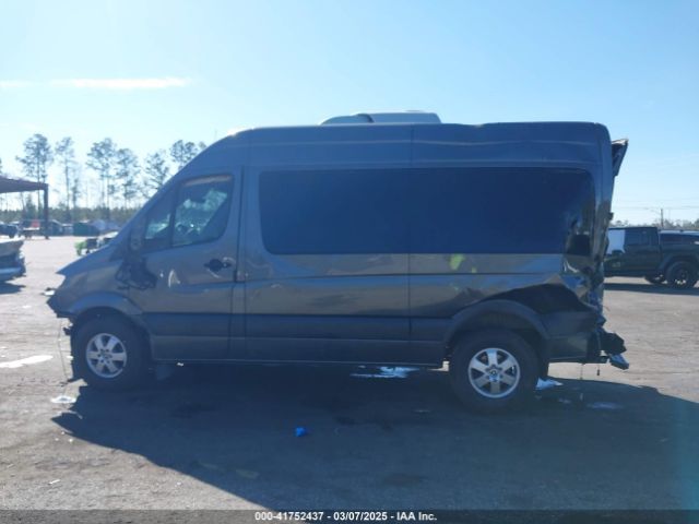8BRPE7CD4JE157587 Mercedes-Benz Sprinter 2500 Standard Roof V6