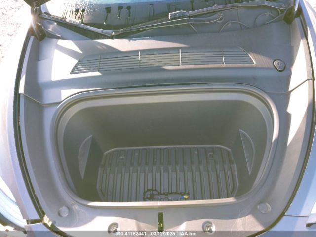 7SAYGAEE6NF361883 Tesla Model Y Long Range Dual Motor All-wheel Drive