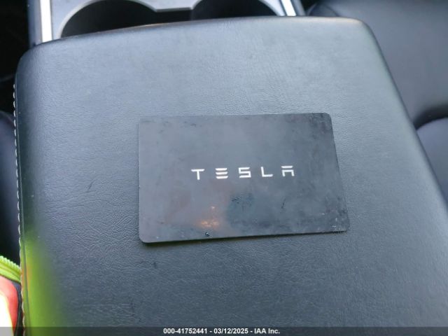 7SAYGAEE6NF361883 Tesla Model Y Long Range Dual Motor All-wheel Drive