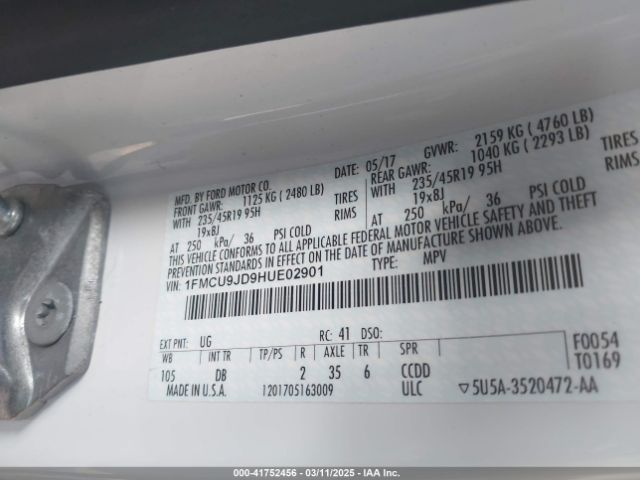 1FMCU9JD9HUE02901 Ford Escape Titanium