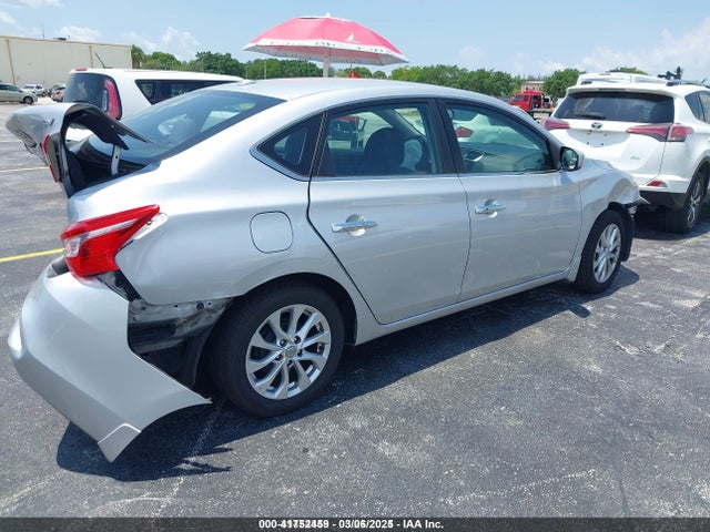 3N1AB7AP7JY213038 Nissan SENTRA SV