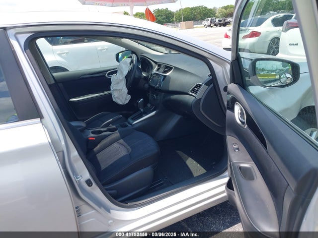 3N1AB7AP7JY213038 Nissan SENTRA SV