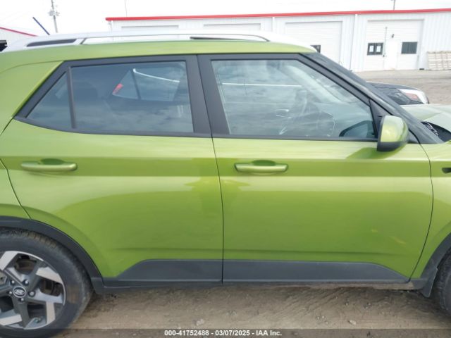 KMHRC8A38PU272882 Hyundai Venue Sel