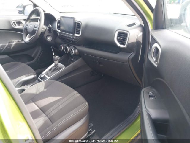 KMHRC8A38PU272882 Hyundai Venue Sel