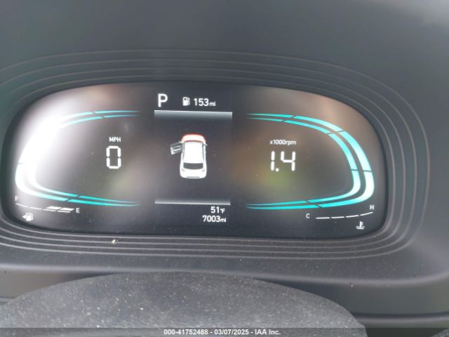 KMHRC8A38PU272882 Hyundai Venue Sel