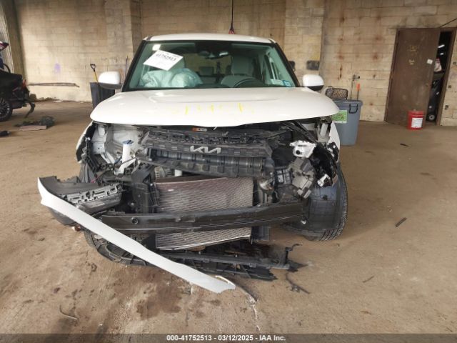 KNDJ33AU5P7874182 KIA SOUL EX