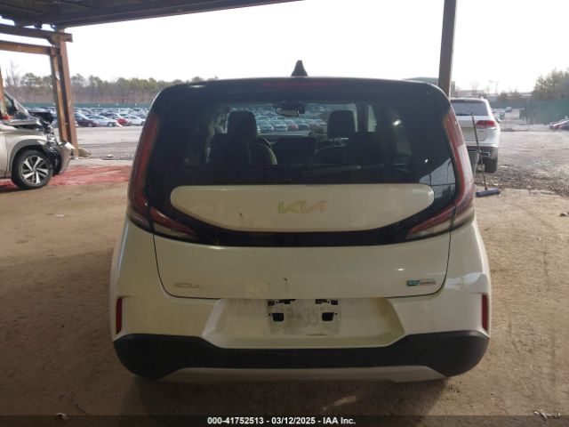 KNDJ33AU5P7874182 KIA SOUL EX