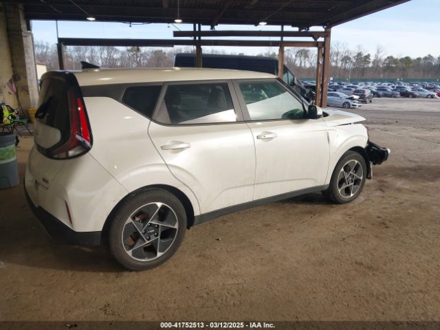 KNDJ33AU5P7874182 KIA SOUL EX