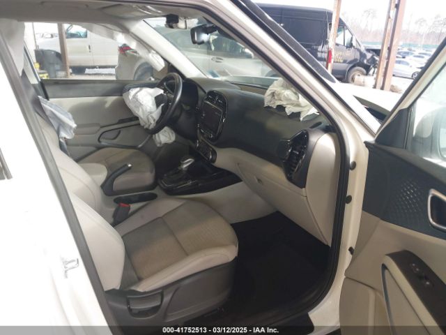 KNDJ33AU5P7874182 KIA SOUL EX