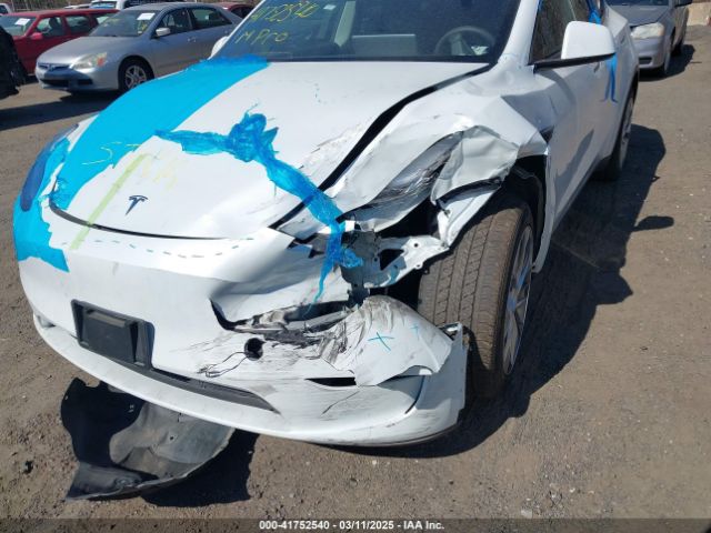 2023 TESLA MODEL Y 7SAYGDEE0PA036468 Photo 5