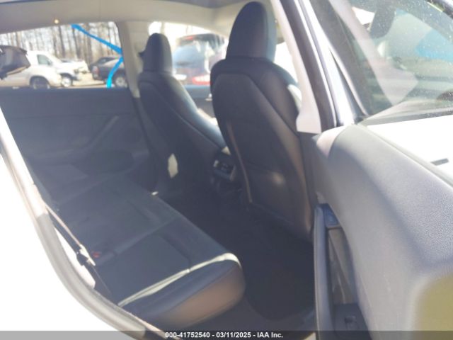 2023 TESLA MODEL Y 7SAYGDEE0PA036468 Photo 7
