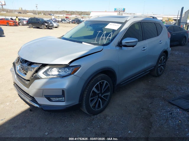 JN8AT2MTXJW489814 Nissan Rogue Sl