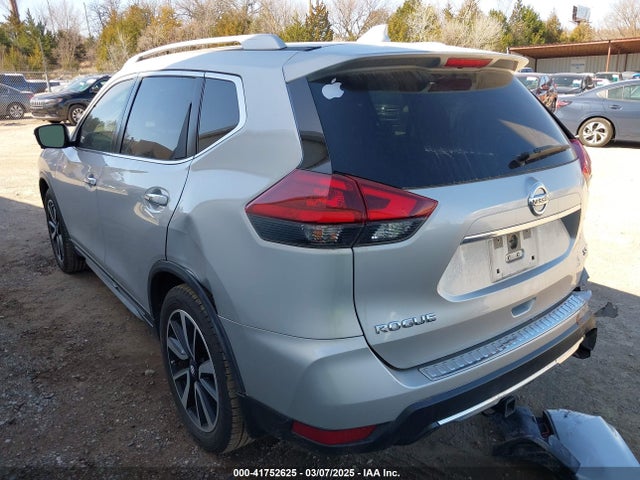 JN8AT2MTXJW489814 Nissan Rogue Sl