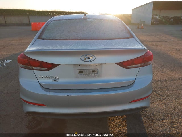 Hyundai ELANTRA SE 2017 5NPD74LF5HH057930 Image 16