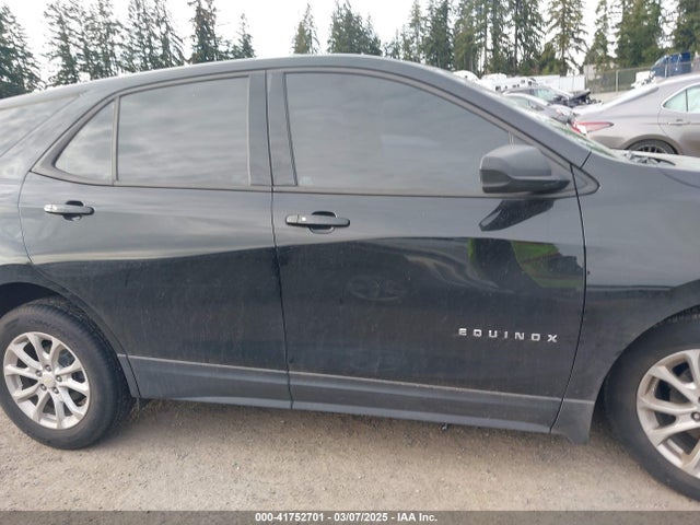 Chevrolet EQUINOX LS 2018 2GNAXHEVXJ6289083 Image 12