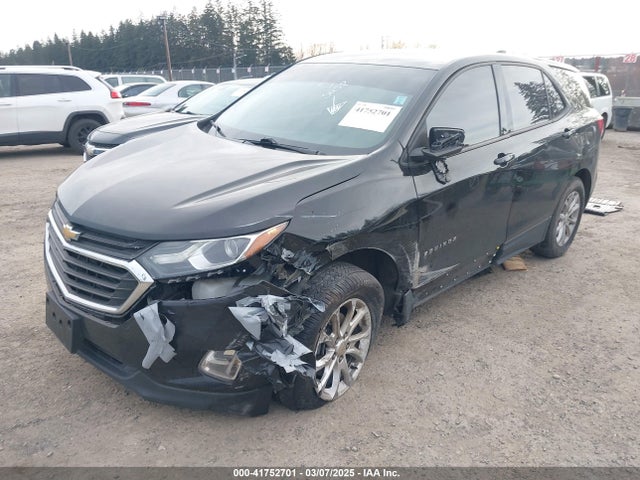 Chevrolet EQUINOX LS 2018 2GNAXHEVXJ6289083 Image 2