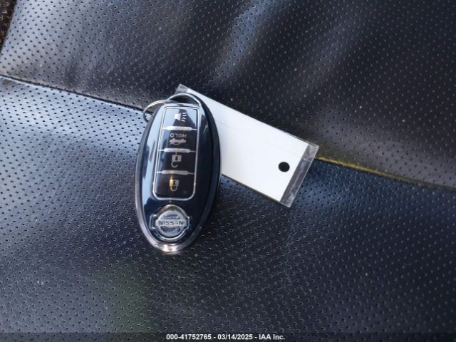 5N1AT2MV5FC851582 Nissan Rogue Sl
