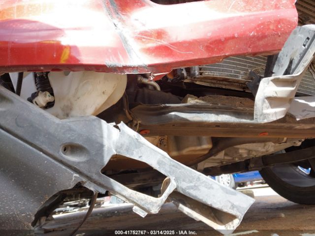 1FMCU0G92GUA84004 Ford ESCAPE SE